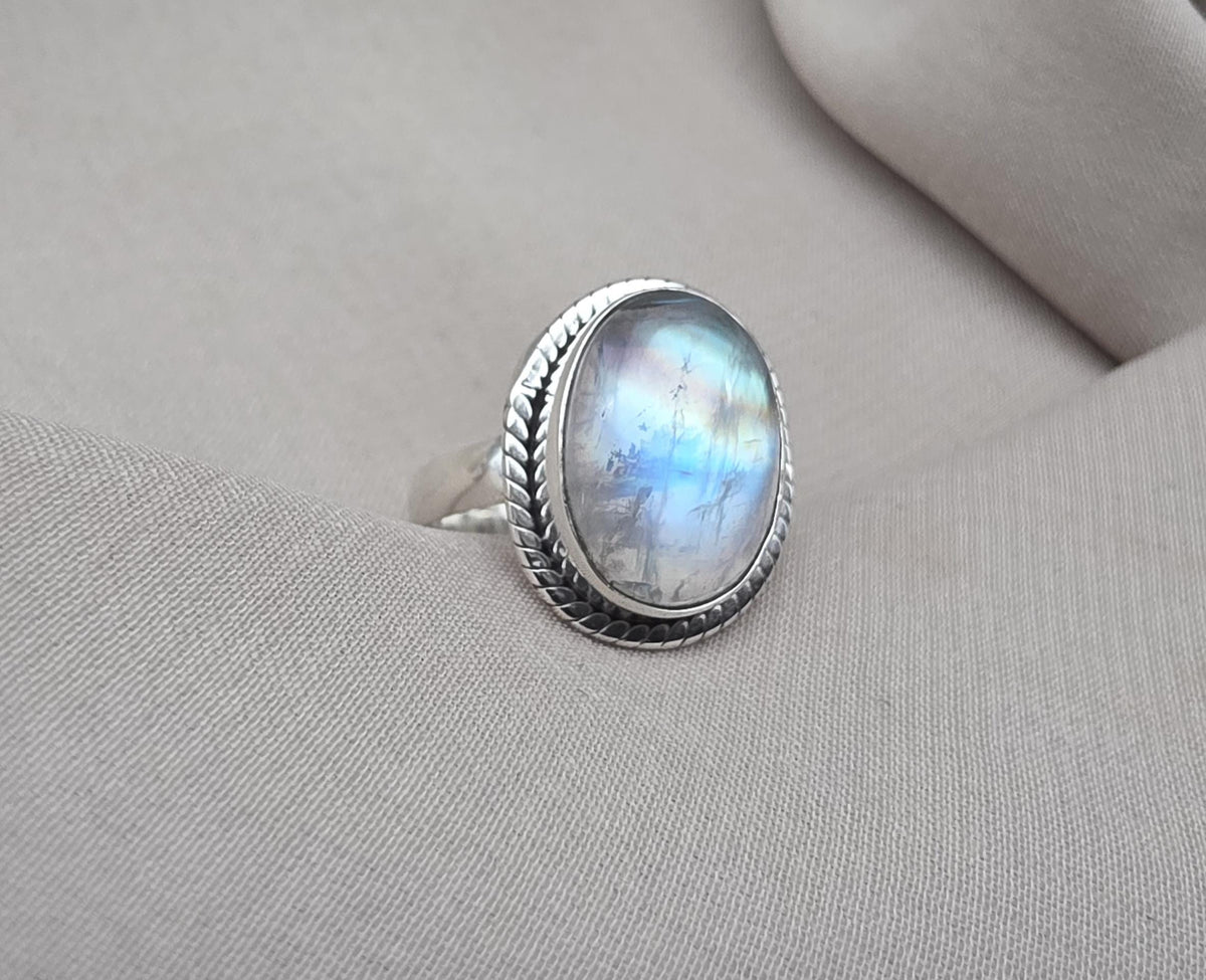 Rainbow Moonstone Ring : 925 Sterling Silver Blue Flash Crystal Ring June Birthstone Jewelry