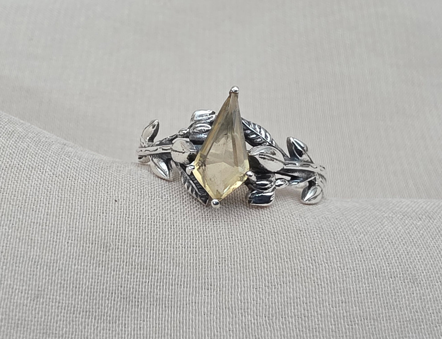 925 SOLID STERLING SILVER NATURAL CITRINE GEMSTONE HANDMADE RING, LEAF DEGISN BRIDAL RING ALL SIZES AVAILABLE