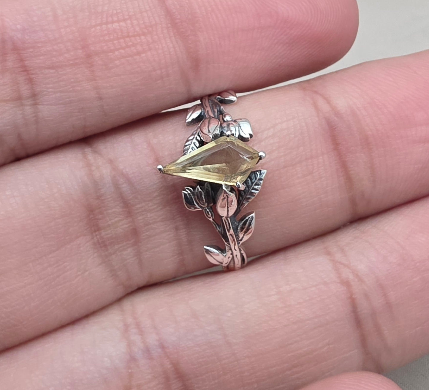 925 SOLID STERLING SILVER NATURAL CITRINE GEMSTONE HANDMADE RING, LEAF DEGISN BRIDAL RING ALL SIZES AVAILABLE