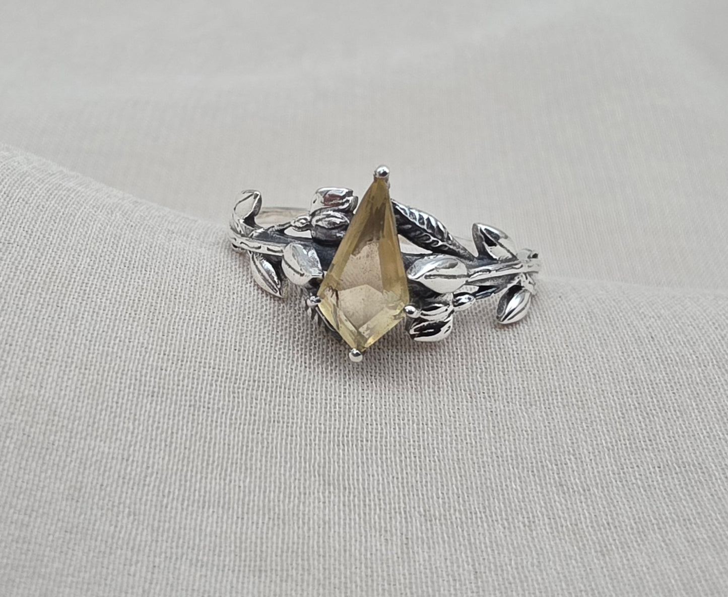925 SOLID STERLING SILVER NATURAL CITRINE GEMSTONE HANDMADE RING, LEAF DEGISN BRIDAL RING ALL SIZES AVAILABLE