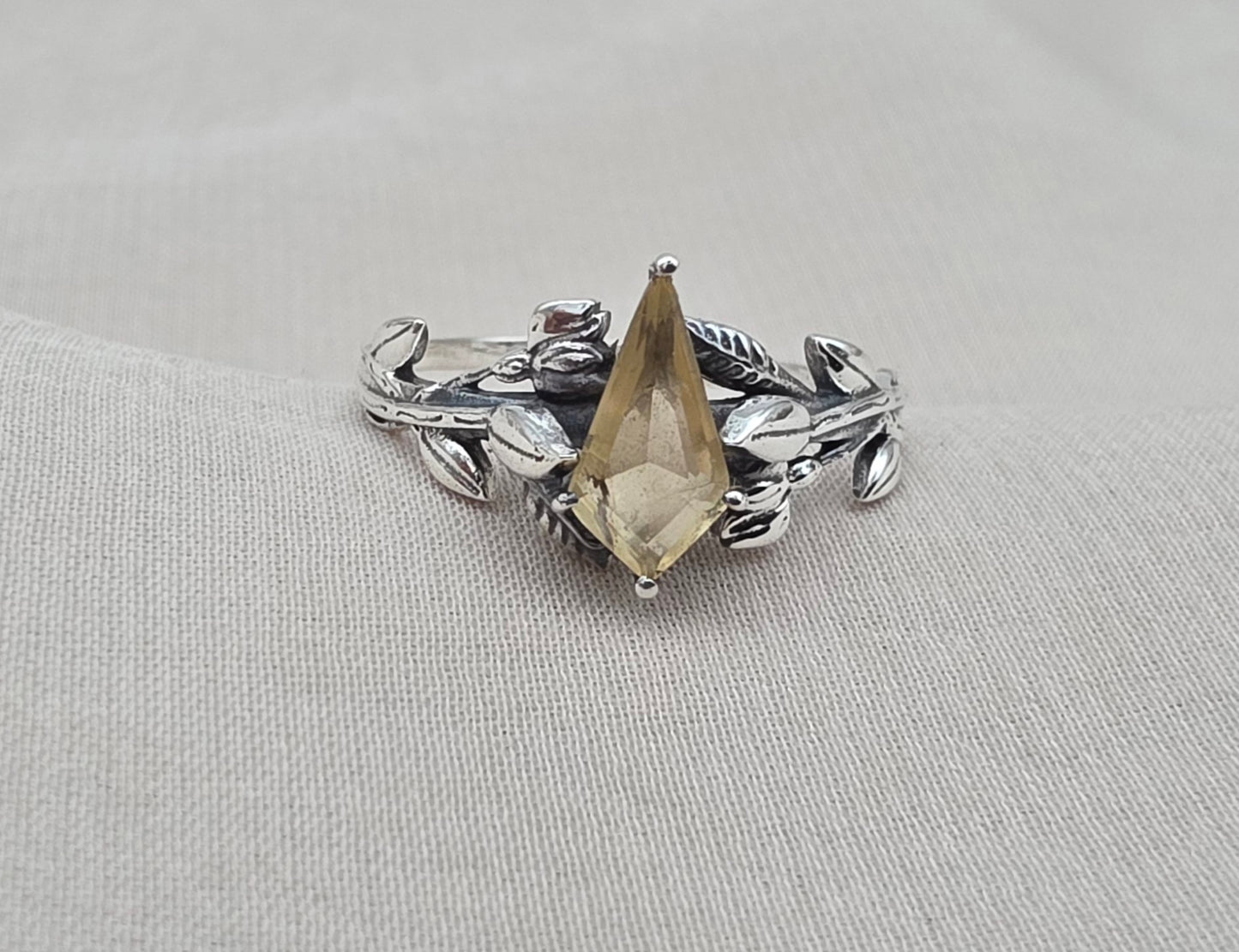 925 SOLID STERLING SILVER NATURAL CITRINE GEMSTONE HANDMADE RING, LEAF DEGISN BRIDAL RING ALL SIZES AVAILABLE