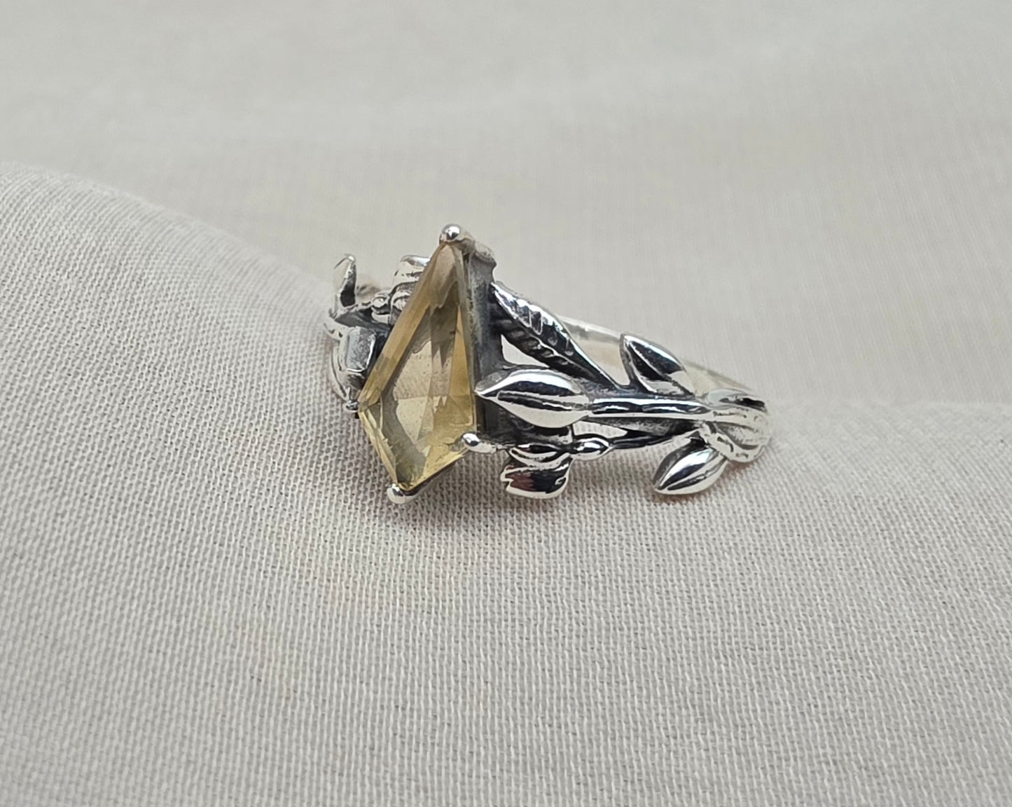 925 SOLID STERLING SILVER NATURAL CITRINE GEMSTONE HANDMADE RING, LEAF DEGISN BRIDAL RING ALL SIZES AVAILABLE