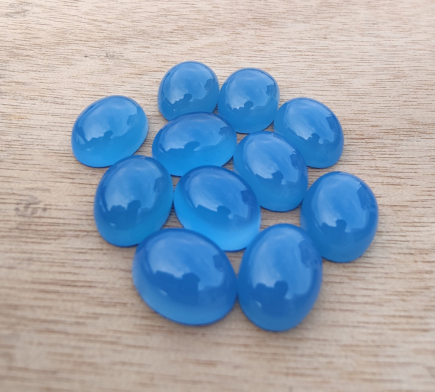 AAA+ QUALITY NATURAL BLUE CHALCEDONY OVAL SHAPE FLAT BACK CABOCHON CALIBRATED GEMSTONES, ALL SIZES AVAILABLE