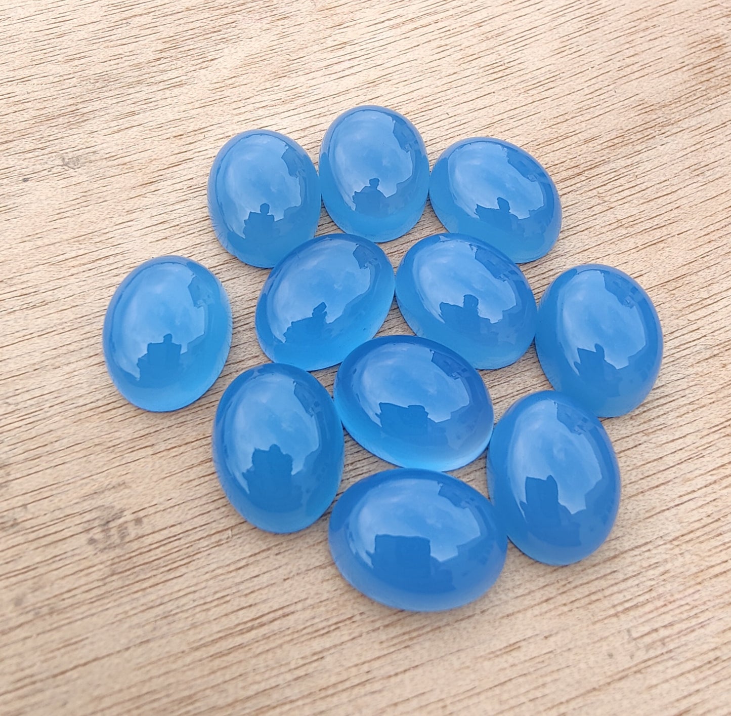 AAA+ QUALITY NATURAL BLUE CHALCEDONY OVAL SHAPE FLAT BACK CABOCHON CALIBRATED GEMSTONES, ALL SIZES AVAILABLE