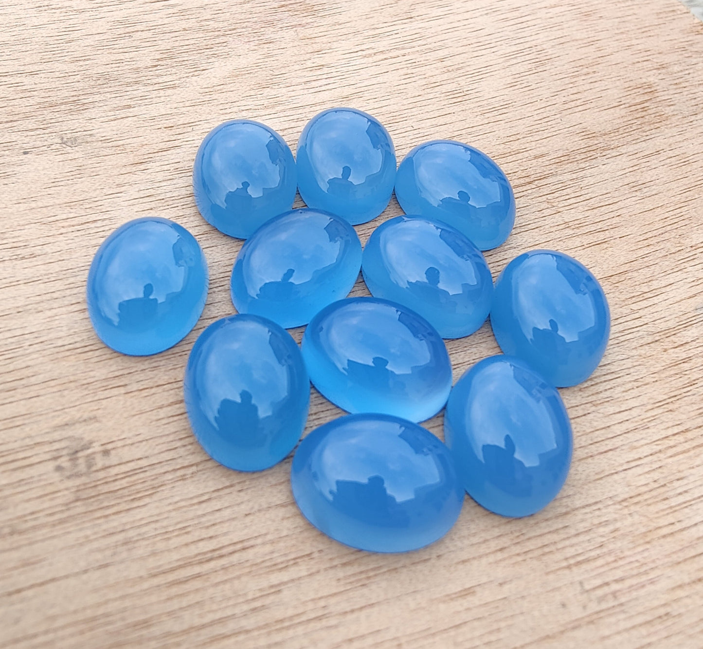 AAA+ QUALITY NATURAL BLUE CHALCEDONY OVAL SHAPE FLAT BACK CABOCHON CALIBRATED GEMSTONES, ALL SIZES AVAILABLE