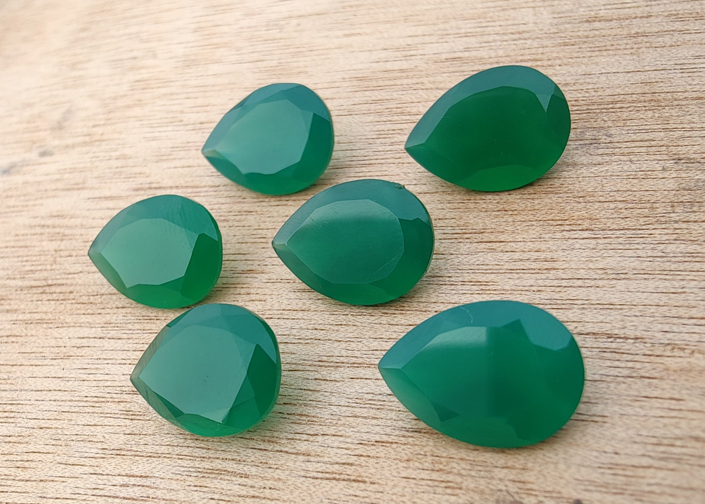 AAA+ QUALITY NATURAL GREEN ONYX PEAR SHAPE FACETED CUT CALIBRATED TEAR DROP SHAPE GEMSTONES, ALL SIZE AVAILABLE