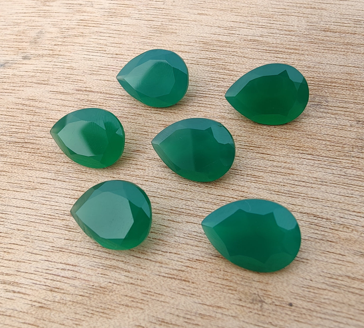 AAA+ QUALITY NATURAL GREEN ONYX PEAR SHAPE FACETED CUT CALIBRATED TEAR DROP SHAPE GEMSTONES, ALL SIZE AVAILABLE