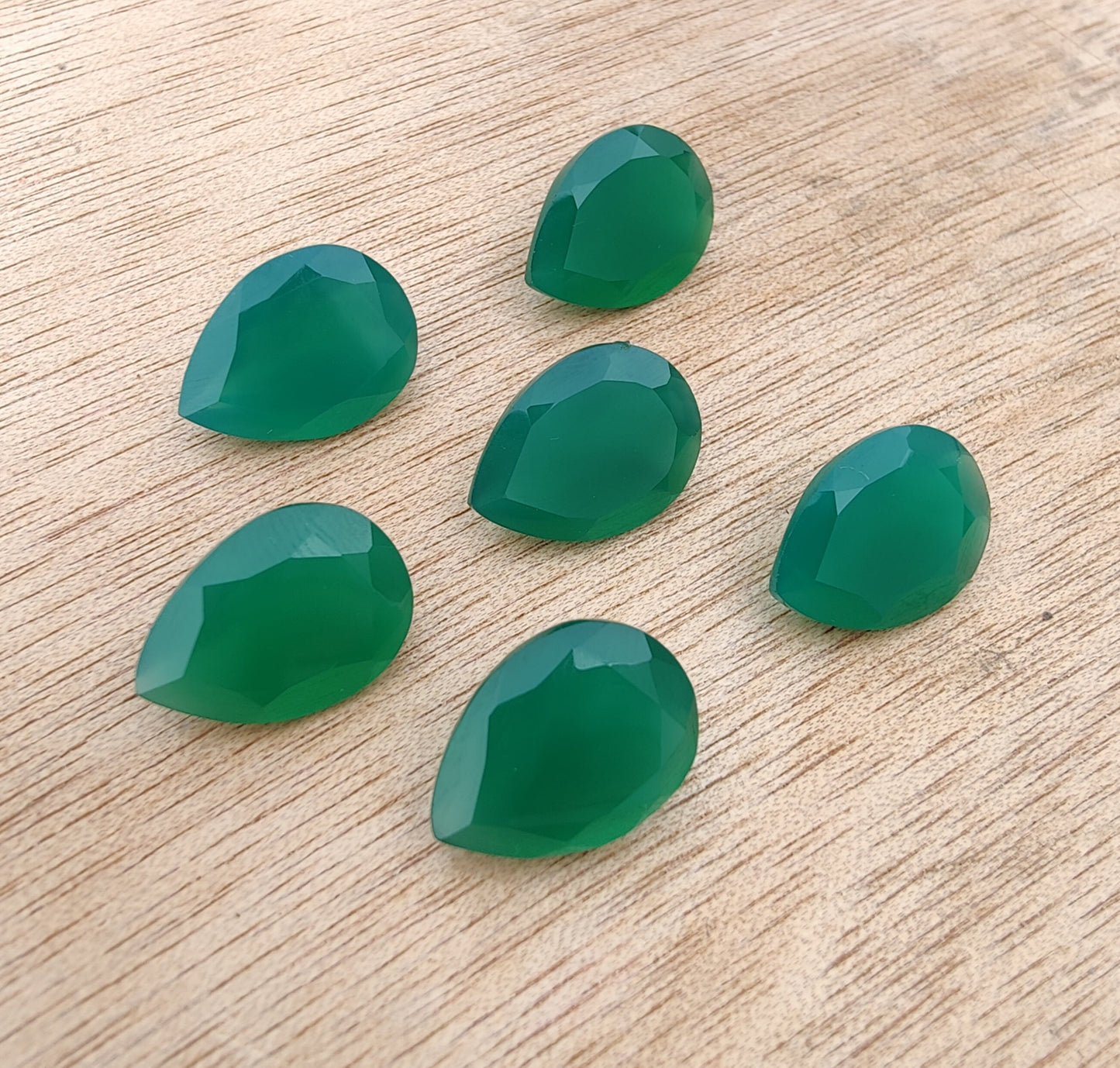 AAA+ QUALITY NATURAL GREEN ONYX PEAR SHAPE FACETED CUT CALIBRATED TEAR DROP SHAPE GEMSTONES, ALL SIZE AVAILABLE