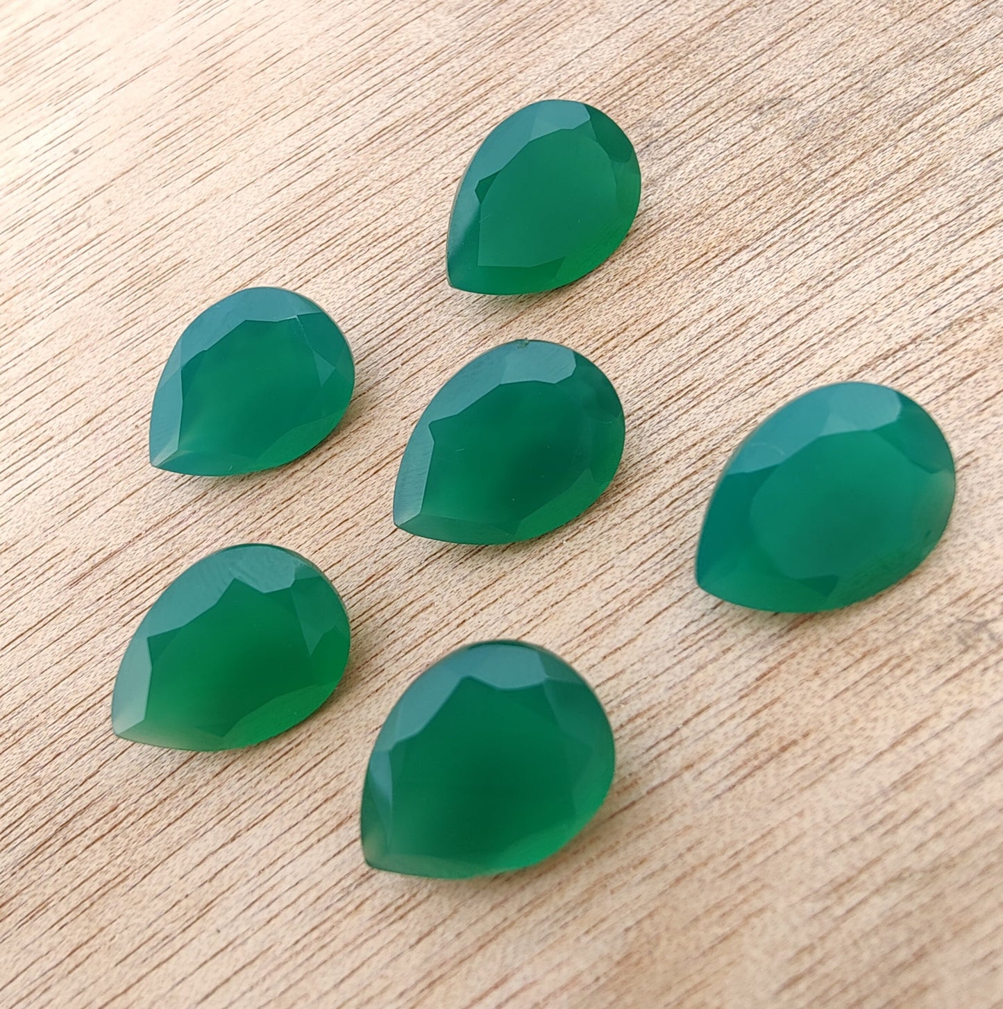 AAA+ QUALITY NATURAL GREEN ONYX PEAR SHAPE FACETED CUT CALIBRATED TEAR DROP SHAPE GEMSTONES, ALL SIZE AVAILABLE