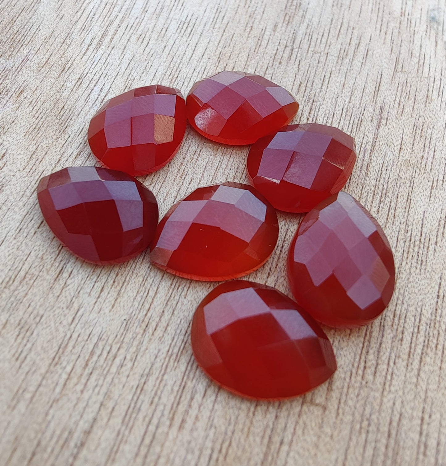 NATURAL RED ONYX PEAR SHAPE CHECKER CUT FLAT BACK CALIBRATED TEARDROP GEMSTONES, ALL SIZES AVAILABLE