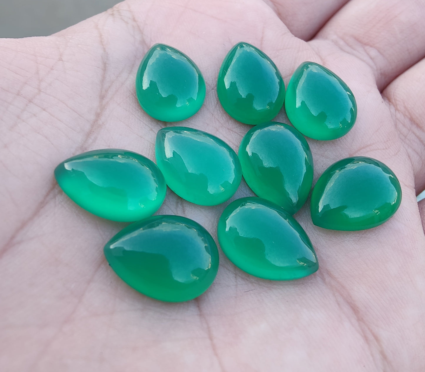 AAA+ QUALITY NATURAL GREEN ONYX PEAR SHAPE CABOCHON FLAT BACK CALIBRATED TEARDROP SHAPE GEMSTONES, ALL SIZES AVAILABLE