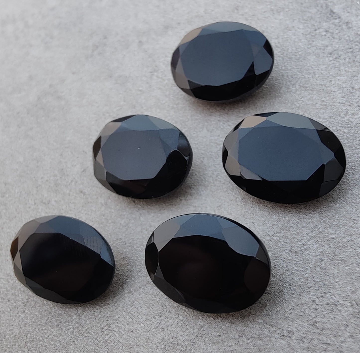 AAA+ Quality Natural Black Onyx Oval Shape Faceted Cut Flat Back Wholesale Calibrated Gemstones, All Sizes Available