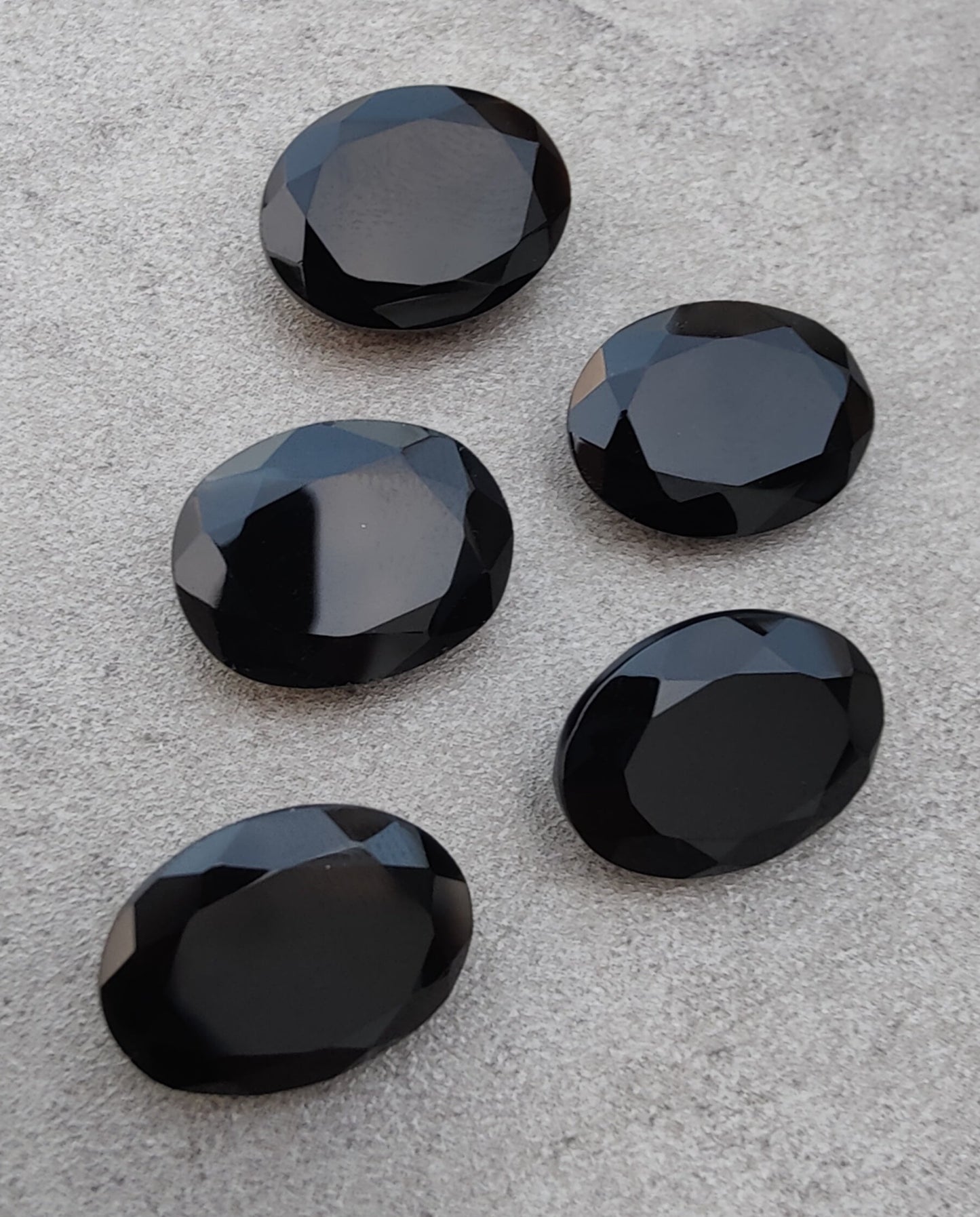 AAA+ Quality Natural Black Onyx Oval Shape Faceted Cut Flat Back Wholesale Calibrated Gemstones, All Sizes Available