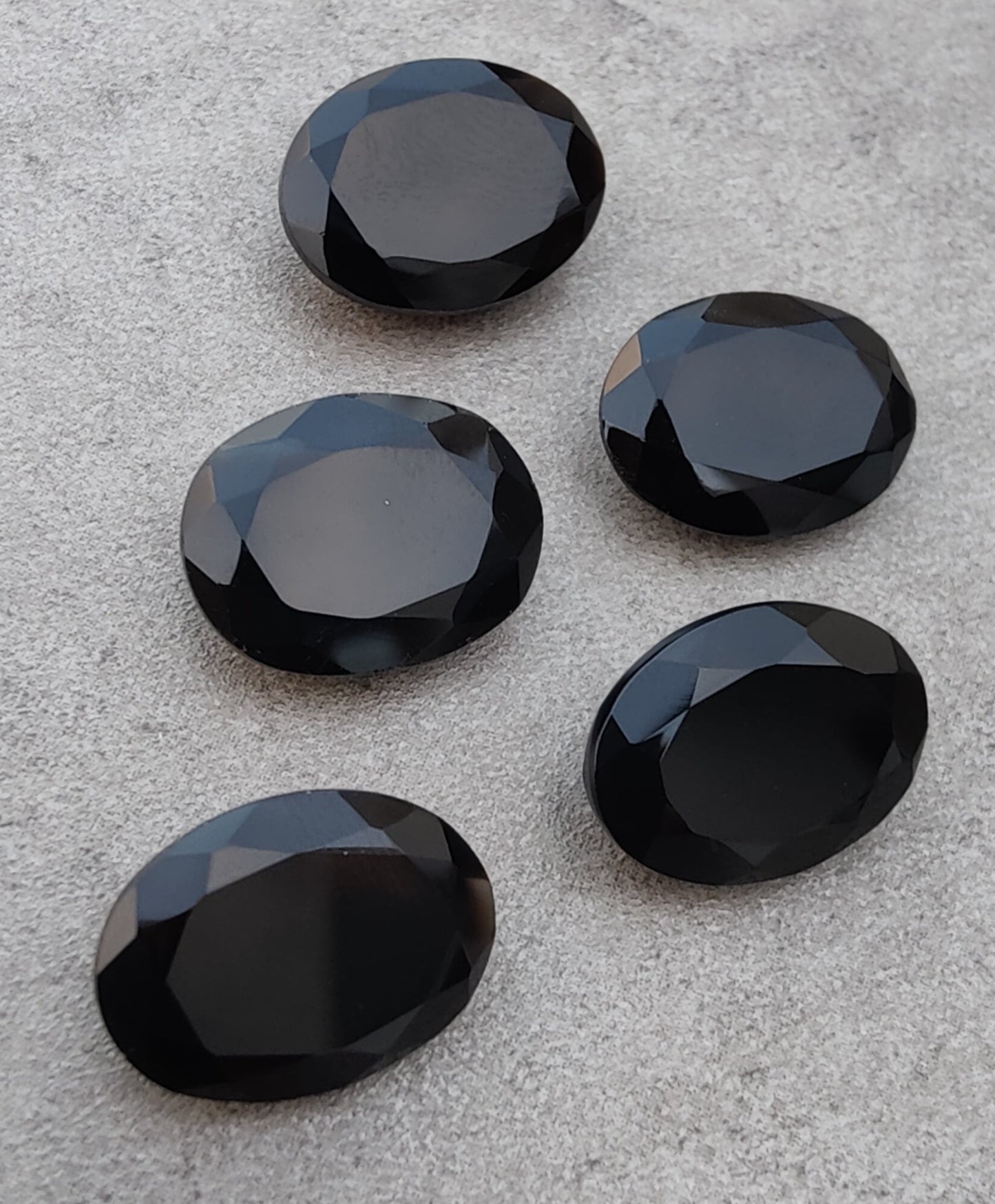 AAA+ Quality Natural Black Onyx Oval Shape Faceted Cut Flat Back Wholesale Calibrated Gemstones, All Sizes Available