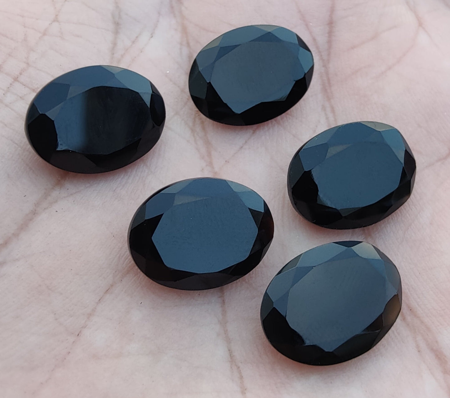 AAA+ Quality Natural Black Onyx Oval Shape Faceted Cut Flat Back Wholesale Calibrated Gemstones, All Sizes Available
