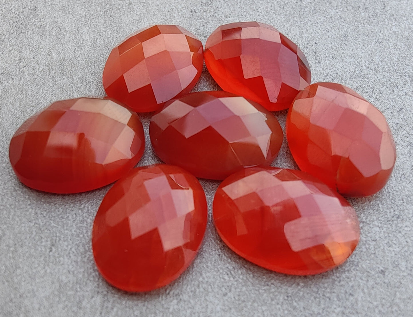 NATURAL RED ONYX OVAL SHAPE CHECKER CUT FLAT BACK CALIBRATED OVAL SHAPE GEMSTONES, ALL SIZES AVAILABLE