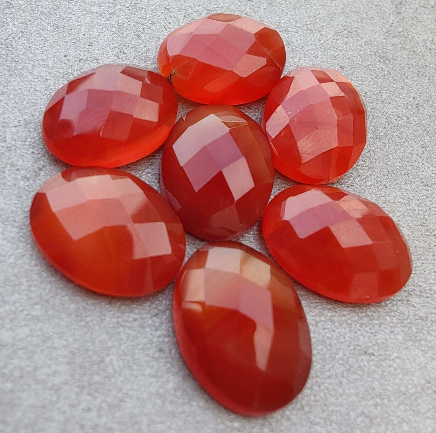 NATURAL RED ONYX OVAL SHAPE CHECKER CUT FLAT BACK CALIBRATED OVAL SHAPE GEMSTONES, ALL SIZES AVAILABLE