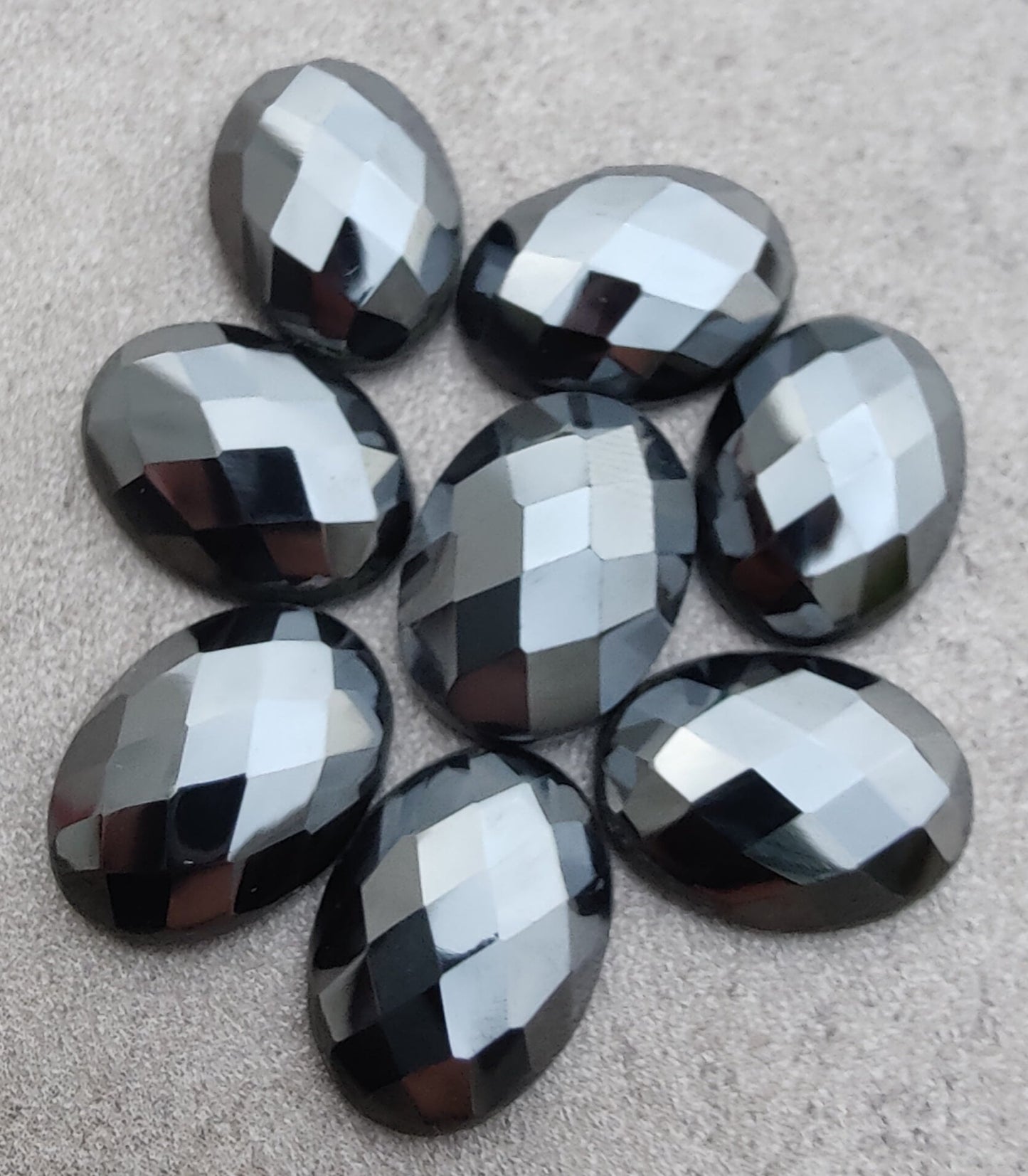 AAA+ QUALITY NATURAL HEMATITE OVAL SHAPE CHECKER CUT FLAT BACK CALIRATED GEMSTONES, ALL SIZES AVAILABLE