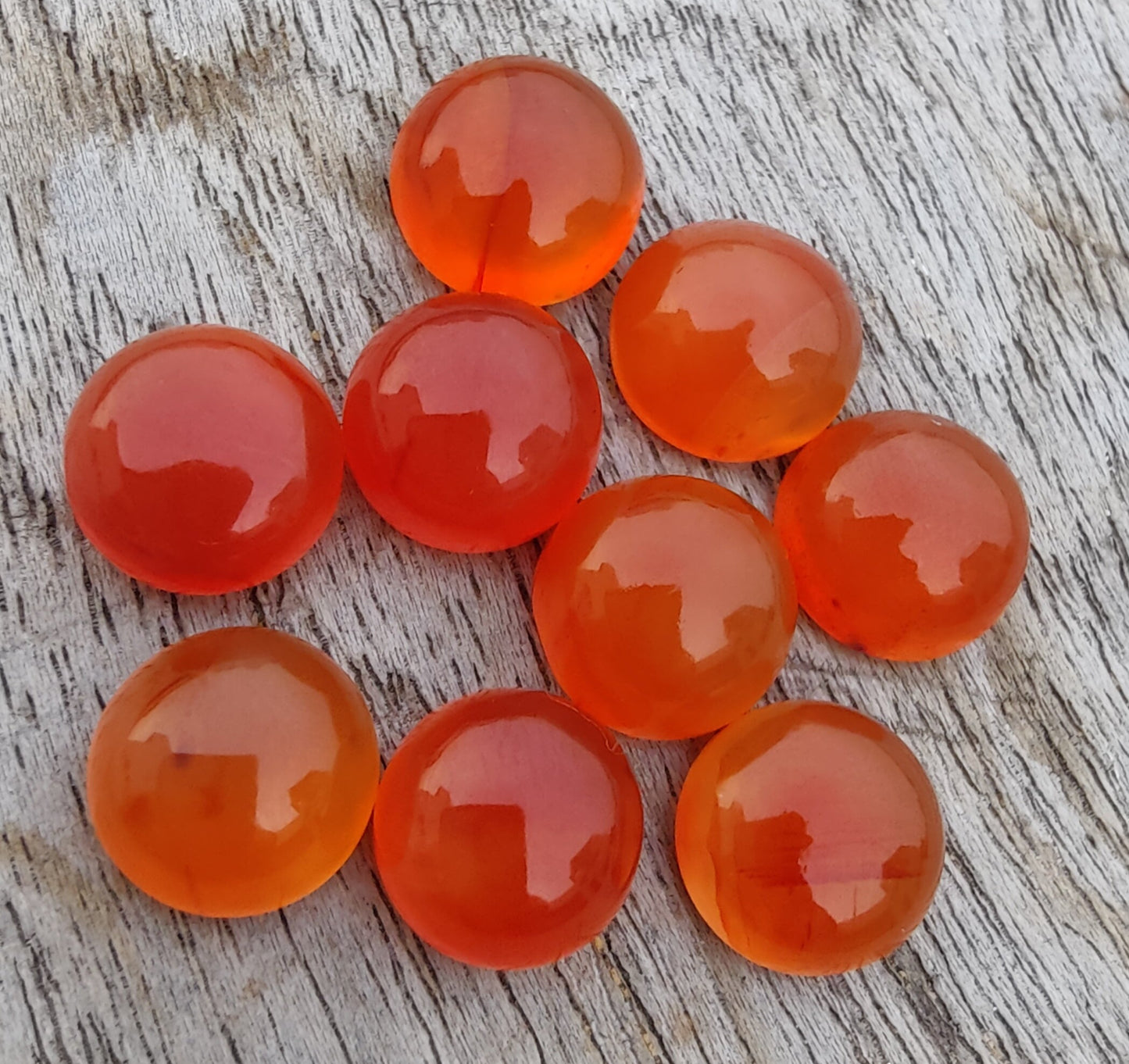 AAA+ QUALITY NATURAL CARNELIAN ROUND SHAPE CABOCHON FLAT BACK CALIBRATED GEMSTONES, ALL SIZES AVAILABLE