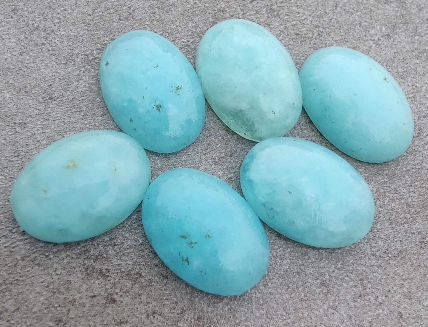 TOP QUALITY NATURAL SMITHSONITE OVAL SHAPE CABOCHON FLAT BACK CALIRATED GEMSTONES, ALL SIZES AVAILABLE