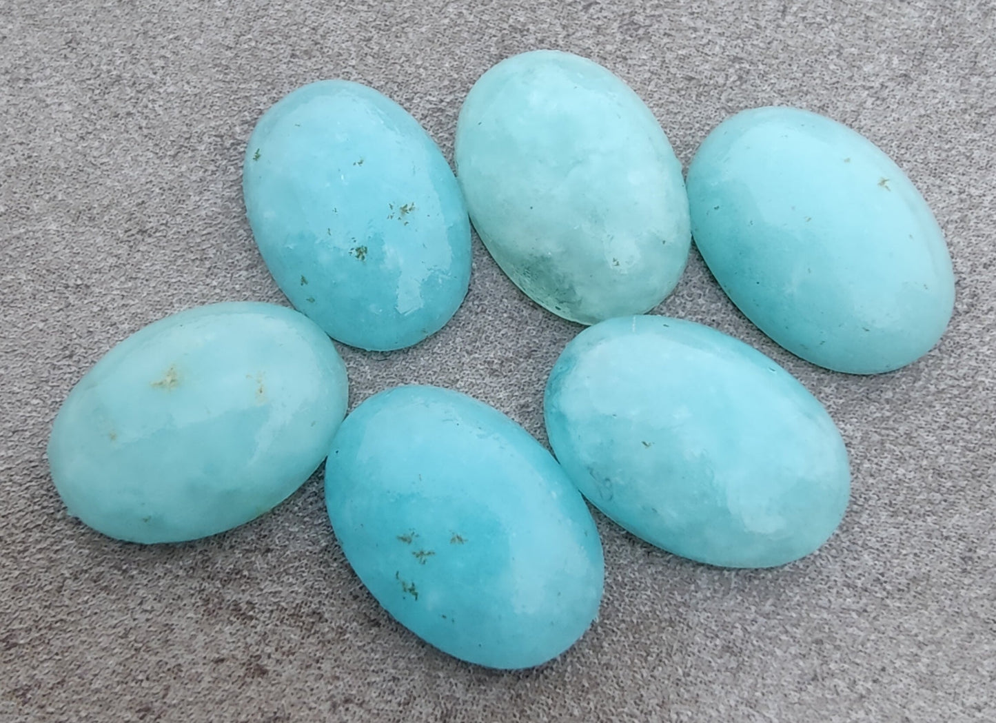 TOP QUALITY NATURAL SMITHSONITE OVAL SHAPE CABOCHON FLAT BACK CALIRATED GEMSTONES, ALL SIZES AVAILABLE