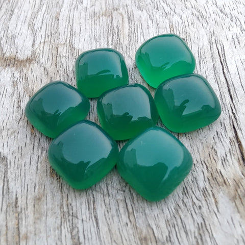 AAA+ QUALITY NATURAL GREEN ONYX CUSHION SHAPE CABOCHOM FLAT BACK CALIBRATED GEMSTONES, ALL SIZES AVAILABLE