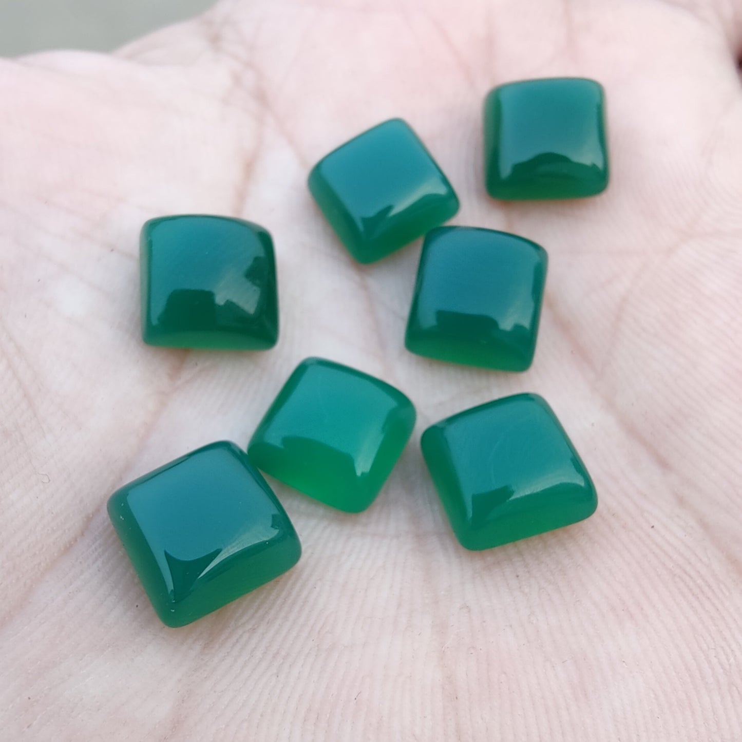 AAA+ QUALITY NATURAL GREEN ONYX SQUARE SHAPE CABOCHOM FLAT BACK CALIBRATED GEMSTONES, ALL SIZES AVAILABLE