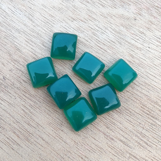 AAA+ QUALITY NATURAL GREEN ONYX SQUARE SHAPE CABOCHOM FLAT BACK CALIBRATED GEMSTONES, ALL SIZES AVAILABLE