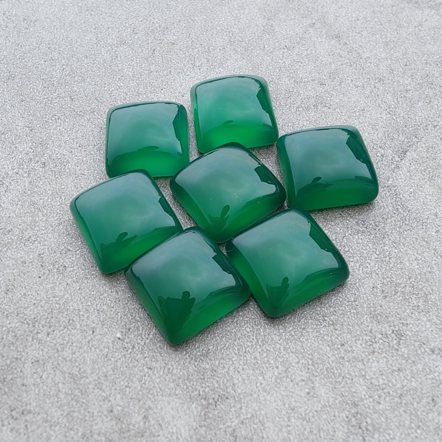 AAA+ QUALITY NATURAL GREEN ONYX SQUARE SHAPE CABOCHOM FLAT BACK CALIBRATED GEMSTONES, ALL SIZES AVAILABLE