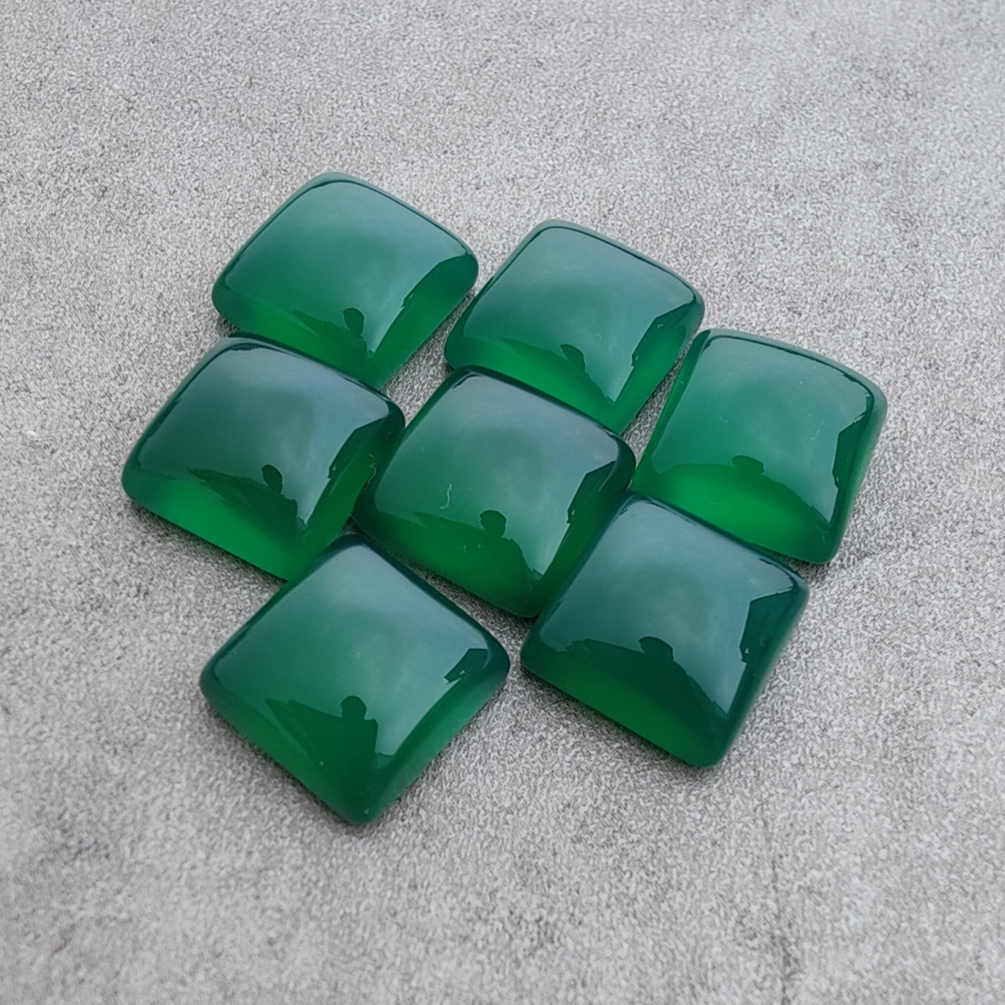 AAA+ QUALITY NATURAL GREEN ONYX SQUARE SHAPE CABOCHOM FLAT BACK CALIBRATED GEMSTONES, ALL SIZES AVAILABLE