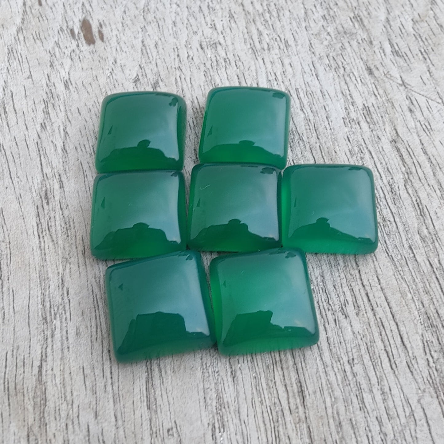 AAA+ QUALITY NATURAL GREEN ONYX SQUARE SHAPE CABOCHOM FLAT BACK CALIBRATED GEMSTONES, ALL SIZES AVAILABLE