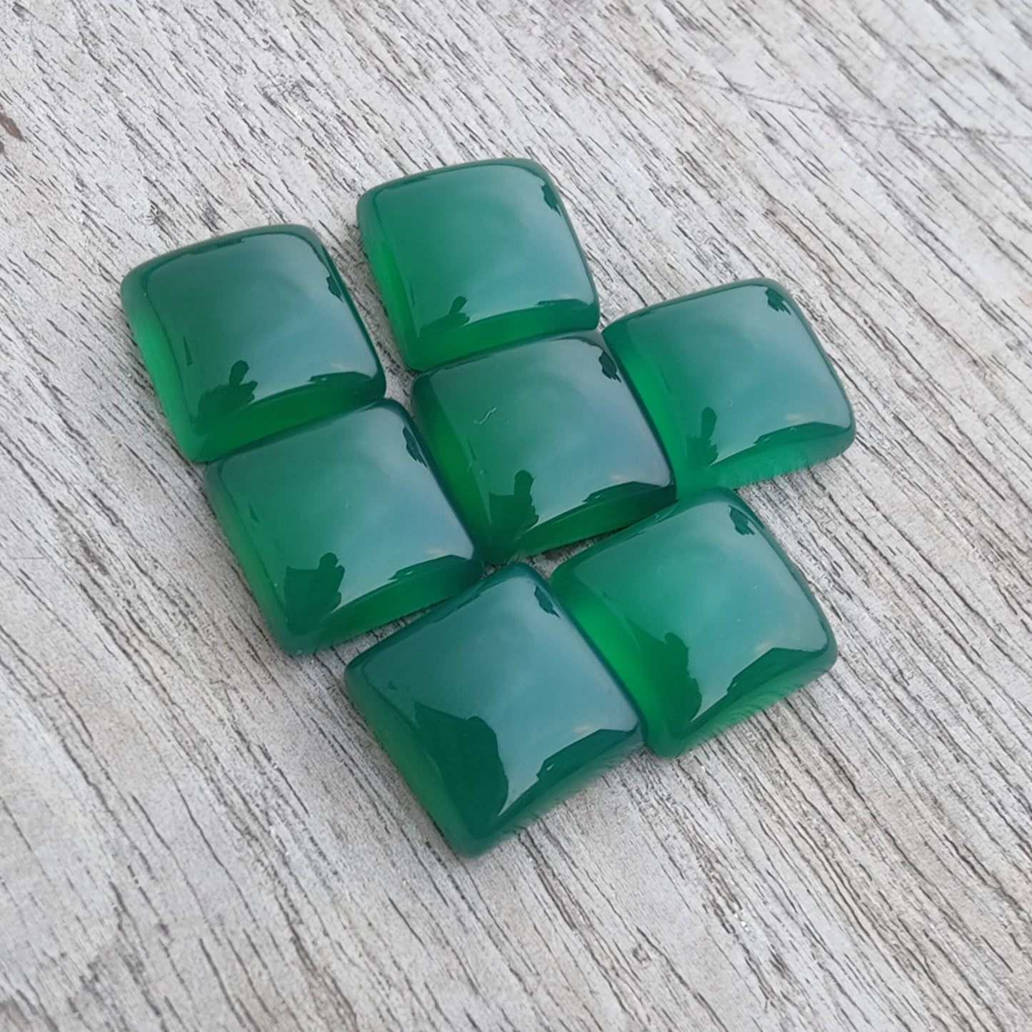 AAA+ QUALITY NATURAL GREEN ONYX SQUARE SHAPE CABOCHOM FLAT BACK CALIBRATED GEMSTONES, ALL SIZES AVAILABLE