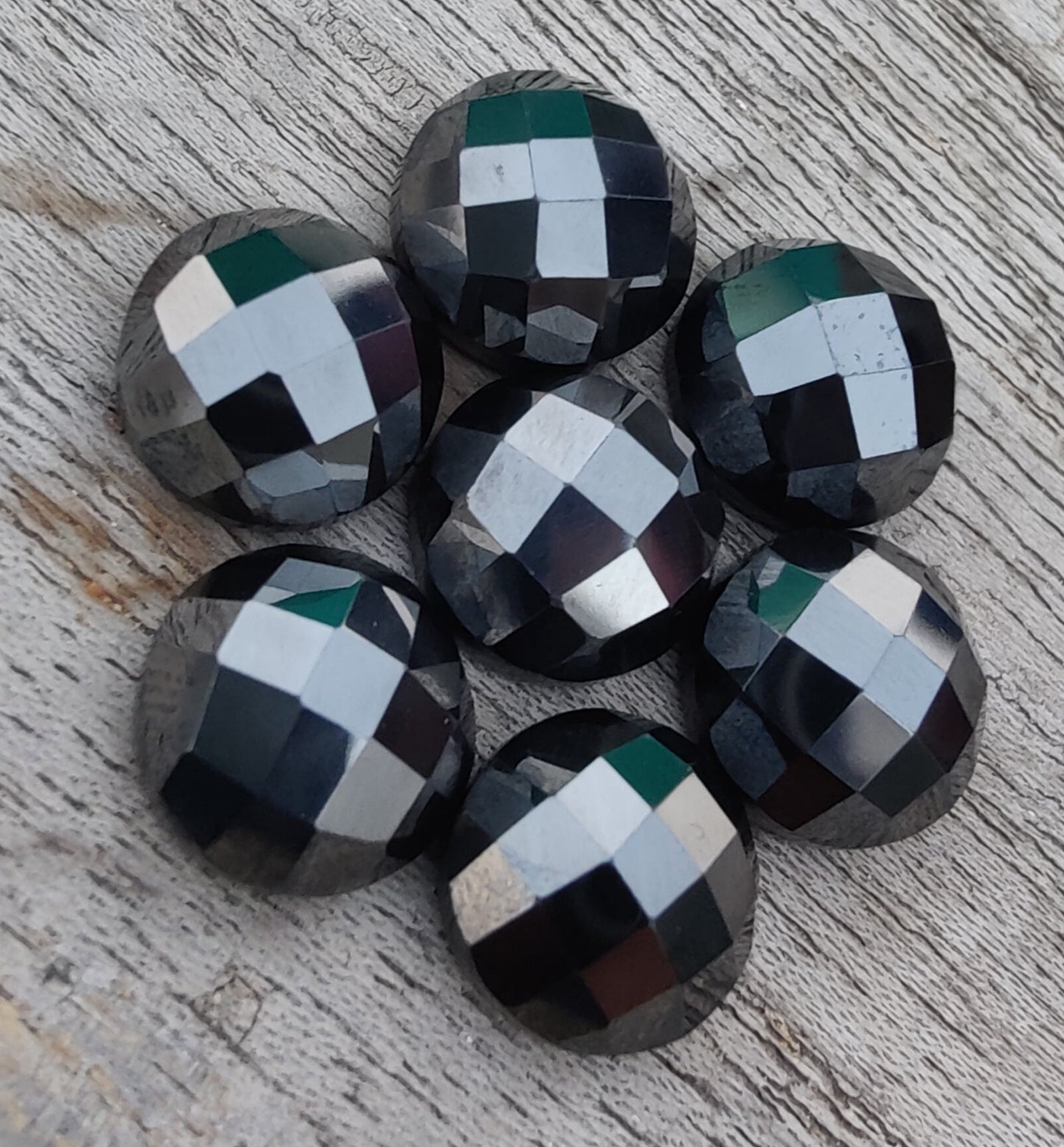 AAA+ QUALITY NATURAL HEMATITE ROUND SHAPE CHECKER CUT FLAT BACK CALIBRATED GEMSTONES, ALL SIZES AVAILABLE