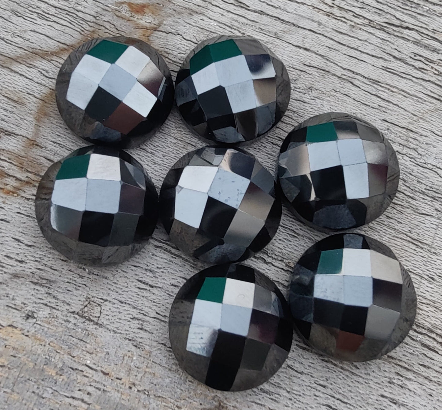 AAA+ QUALITY NATURAL HEMATITE ROUND SHAPE CHECKER CUT FLAT BACK CALIBRATED GEMSTONES, ALL SIZES AVAILABLE
