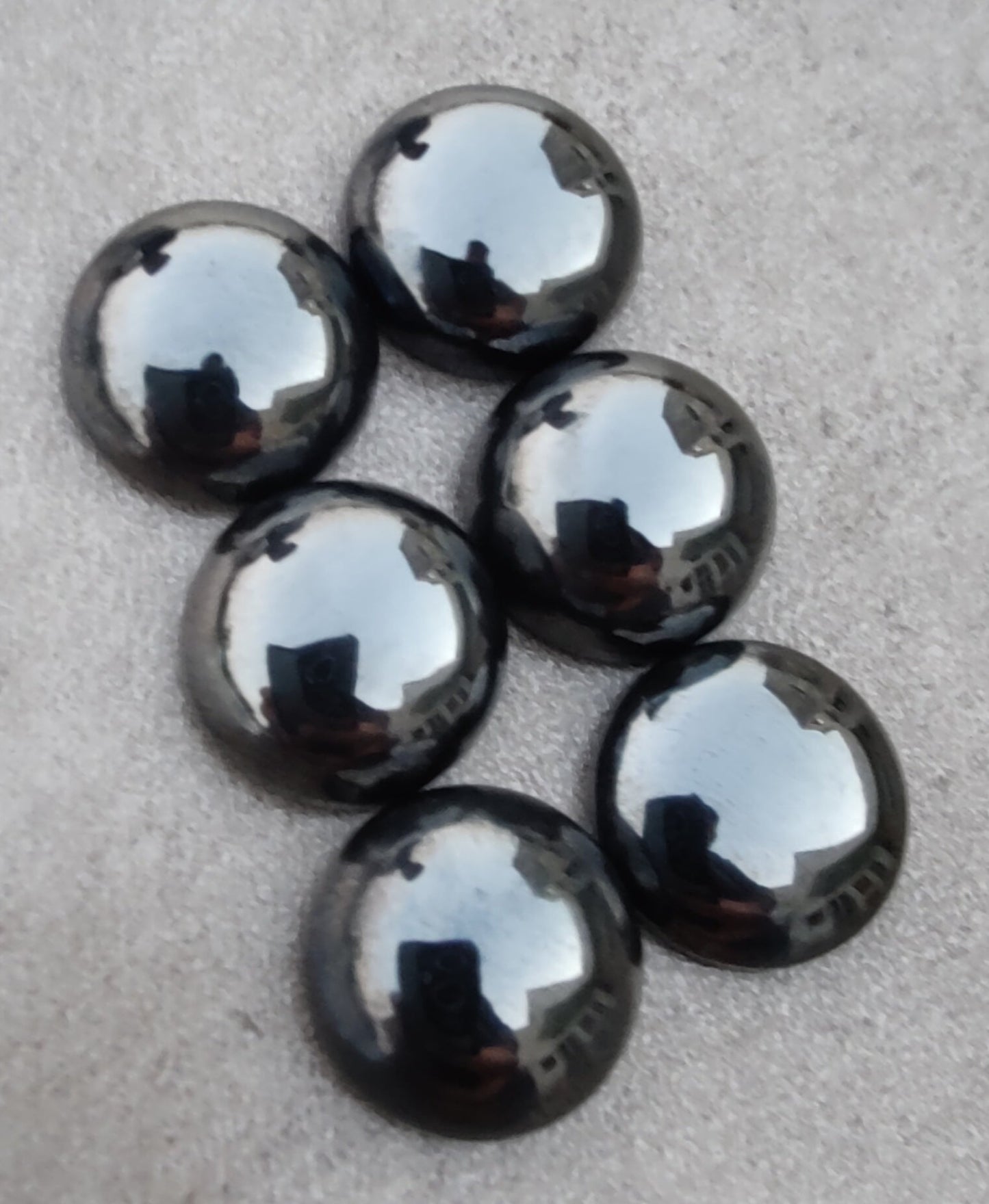 AAA+ QUALITY NATURAL HEMATITE ROUND SHAPE CABOCHON FLAT BACK CALIBRATED GEMSTONES, ALL SIZES AVAILABLE