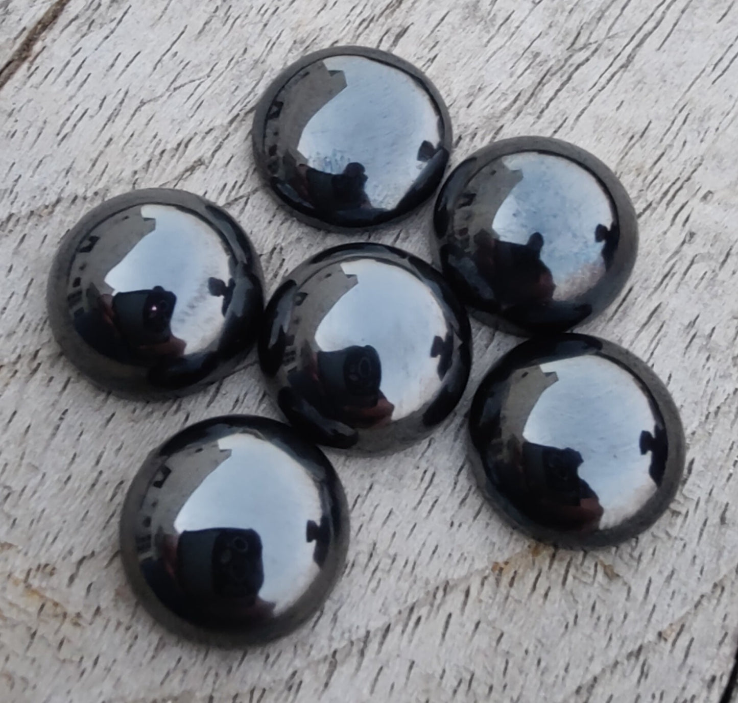 AAA+ QUALITY NATURAL HEMATITE ROUND SHAPE CABOCHON FLAT BACK CALIBRATED GEMSTONES, ALL SIZES AVAILABLE