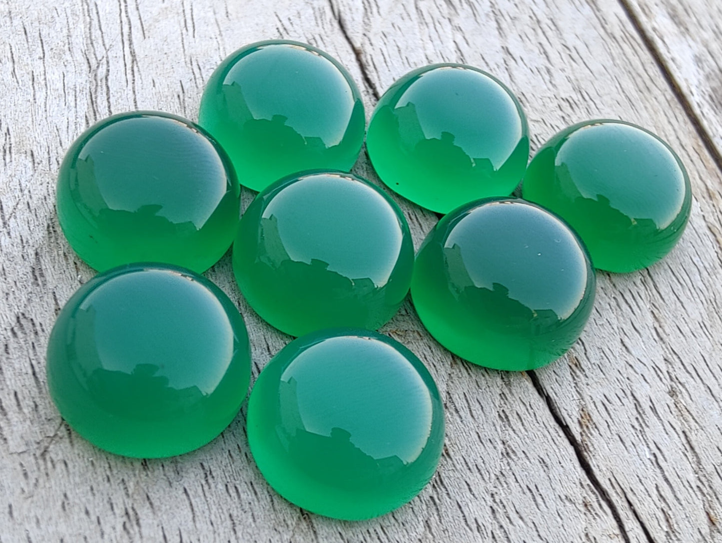 AAA+ QUALITY NATURAL GREEN ONYX ROUND SHAPE CABOCHON FLAT BACK CALIBRATED ROUND SHAPE GEMSTONES, ALL SIZES AVAILABLE