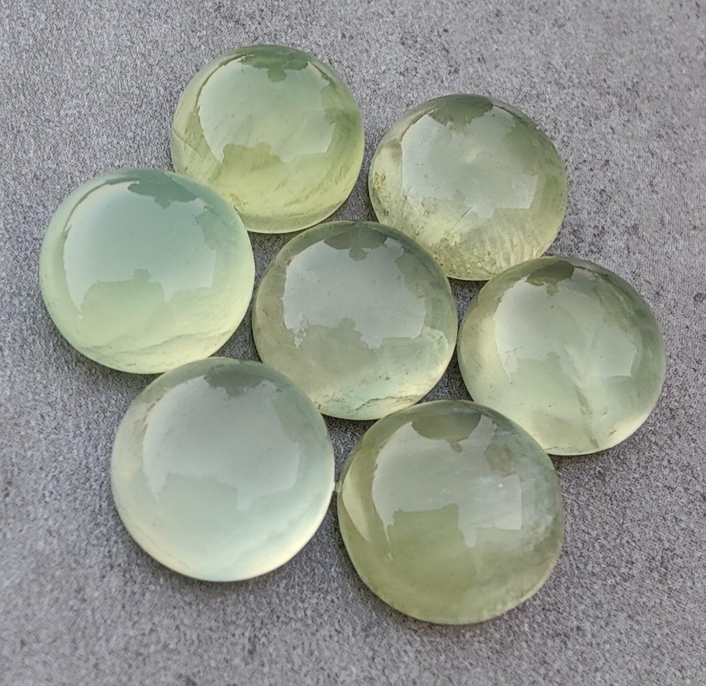 AAA+ QUALITY NATURAL PREHNITE ROUND SHAPE CABOCHON FLAT BACK CALIBRATED ROUND SHAPE GEMSTONES, ALL SIZES AVAILABLE