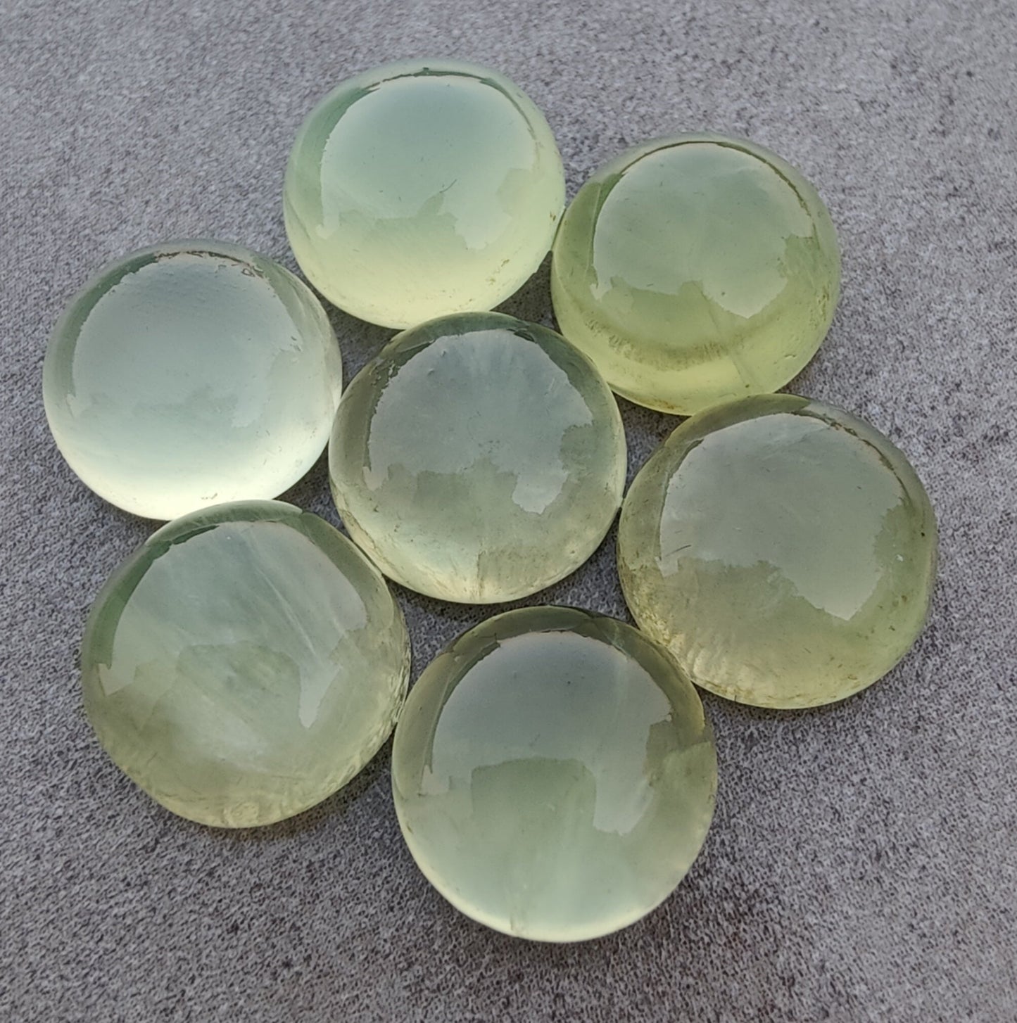 AAA+ QUALITY NATURAL PREHNITE ROUND SHAPE CABOCHON FLAT BACK CALIBRATED ROUND SHAPE GEMSTONES, ALL SIZES AVAILABLE