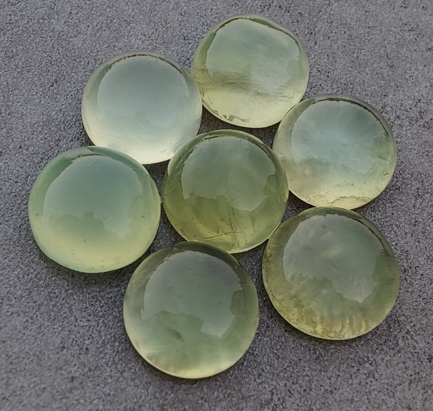 AAA+ QUALITY NATURAL PREHNITE ROUND SHAPE CABOCHON FLAT BACK CALIBRATED ROUND SHAPE GEMSTONES, ALL SIZES AVAILABLE