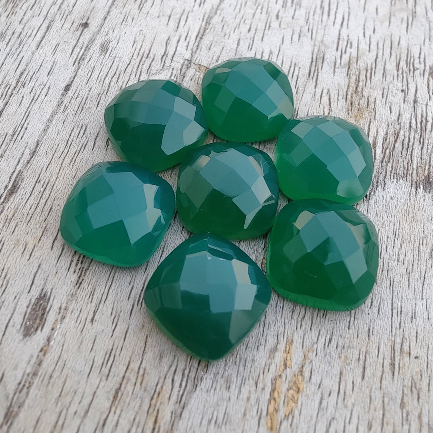 AAA+ QUALITY NATURAL GREEN ONYX CUSHION SHAPE CHECKER CUT FLAT BACK CALIBRATED GEMSTONES, ALL SIZES AVAILABLE
