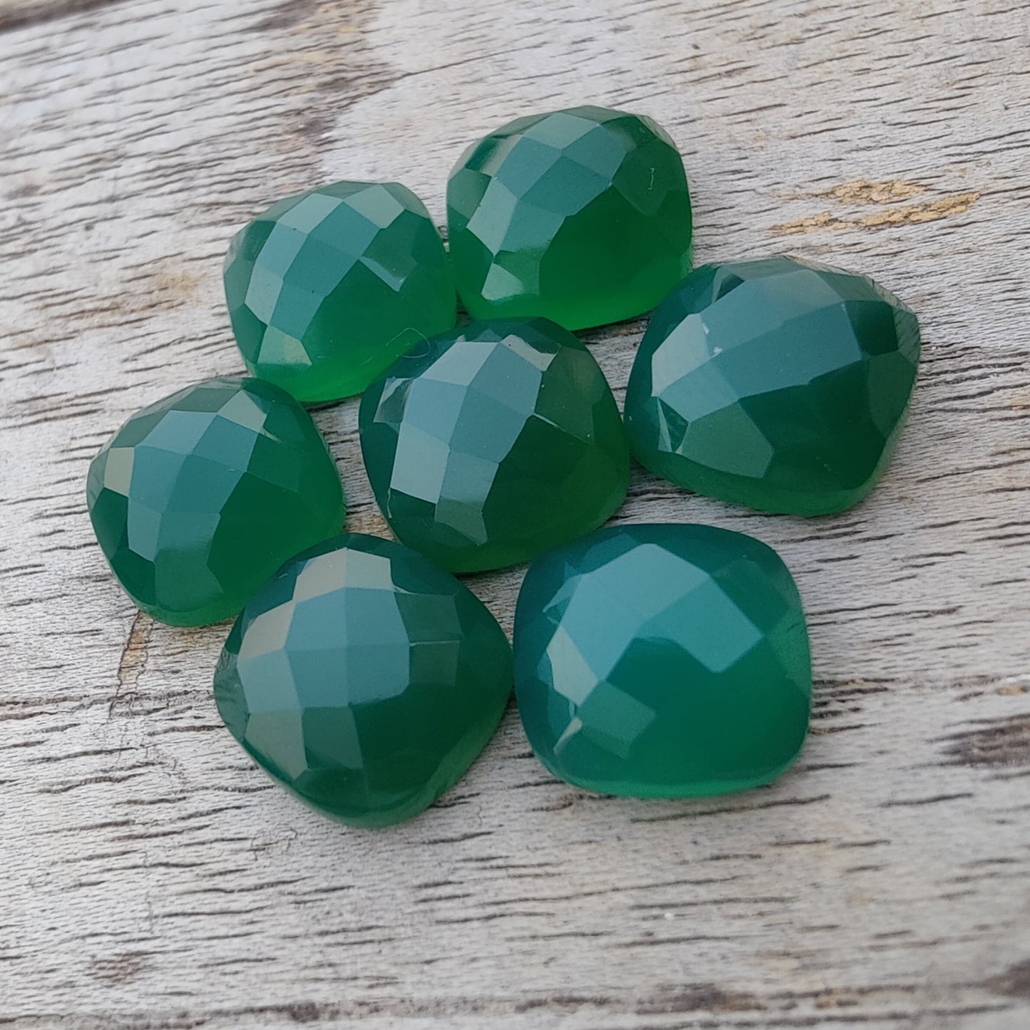 AAA+ QUALITY NATURAL GREEN ONYX CUSHION SHAPE CHECKER CUT FLAT BACK CALIBRATED GEMSTONES, ALL SIZES AVAILABLE