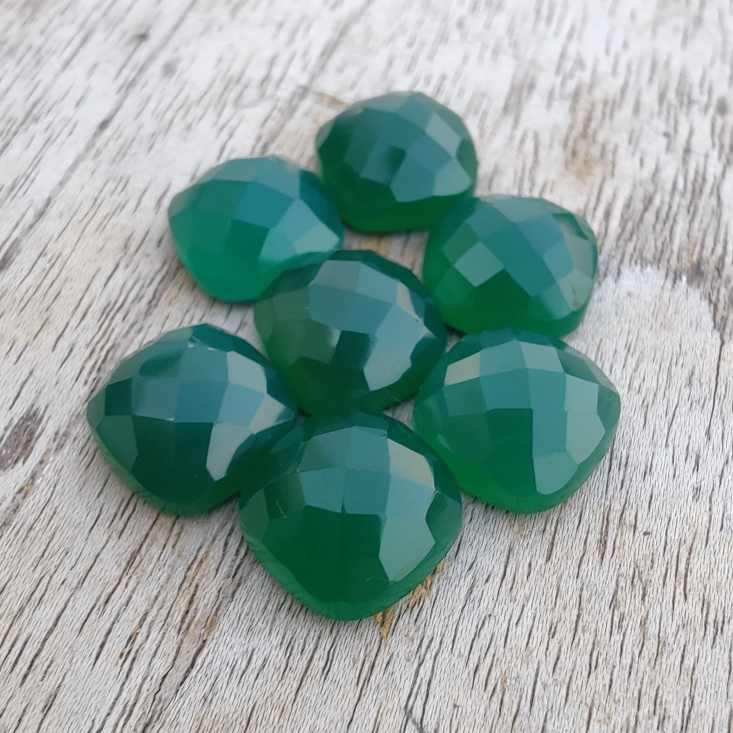 AAA+ QUALITY NATURAL GREEN ONYX CUSHION SHAPE CHECKER CUT FLAT BACK CALIBRATED GEMSTONES, ALL SIZES AVAILABLE