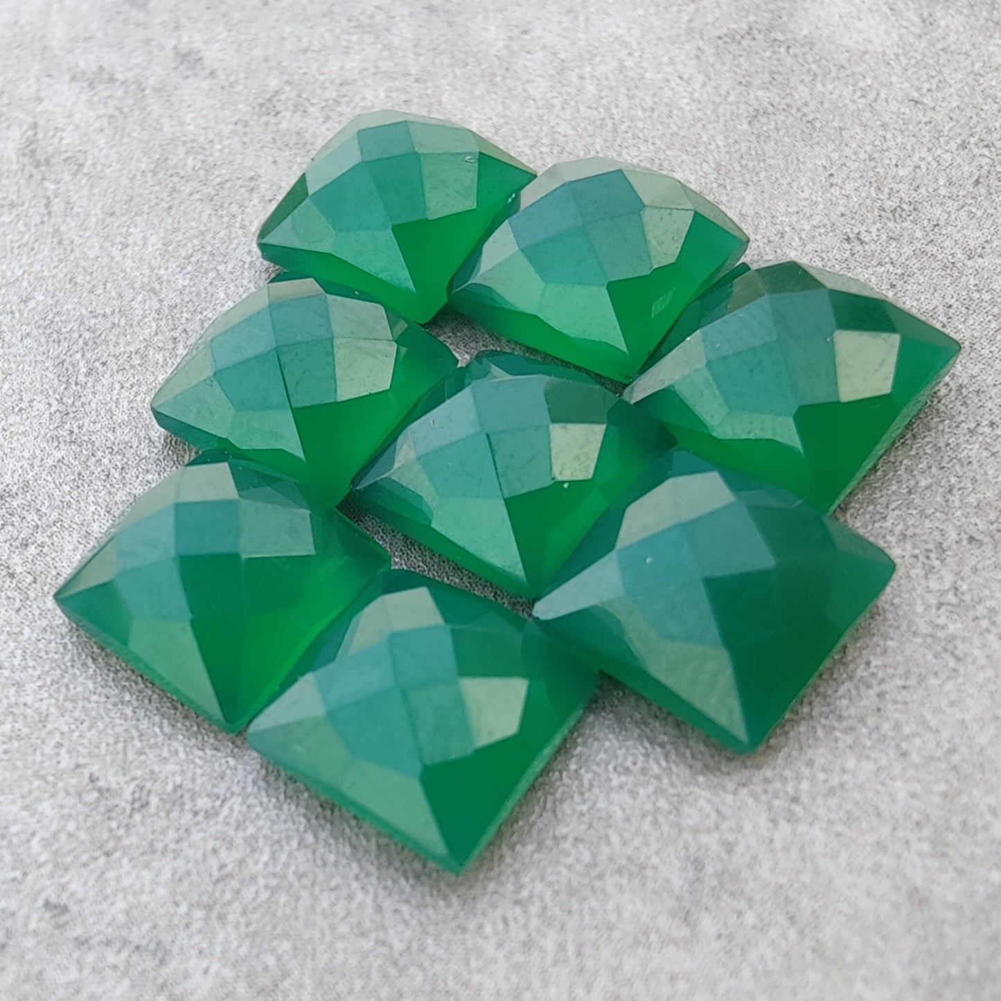 AAA+ QUALITY NATURAL GREEN ONYX SQUARE SHAPE CHECKER CUT FLAT BACK CALIBRATED GEMSTONES, ALL SIZES AVAILABLE