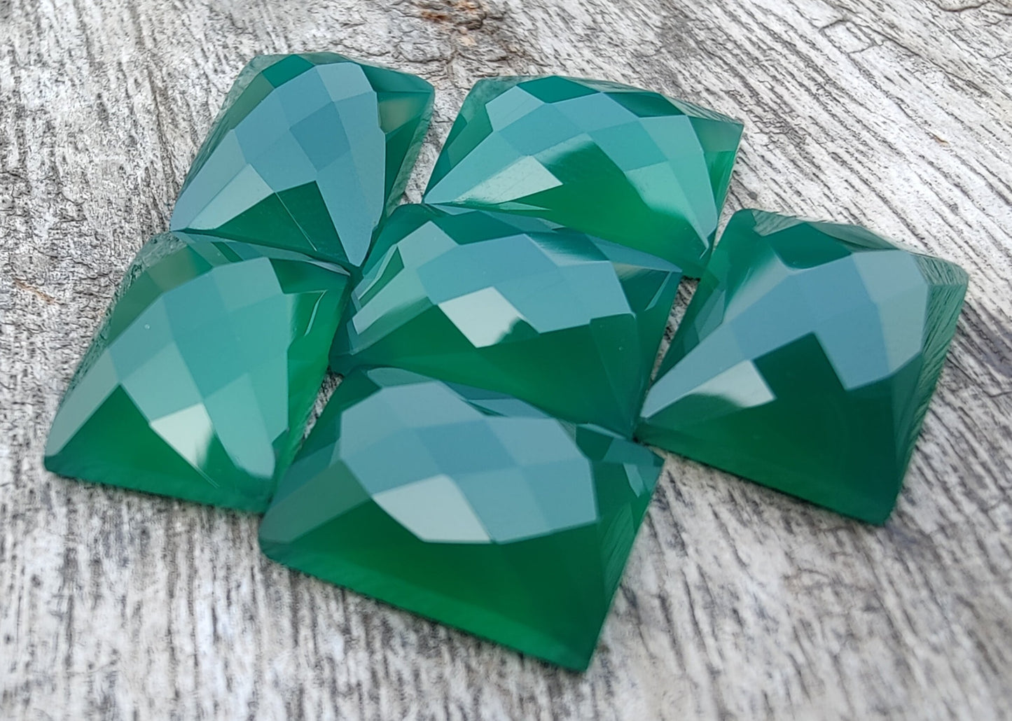 AAA+ QUALITY NATURAL GREEN ONYX RECTANGLE SHAPE CHECKER CUT FLAT BACK CALIBRATED GEMSTONES, ALL SIZES AVAILABLE