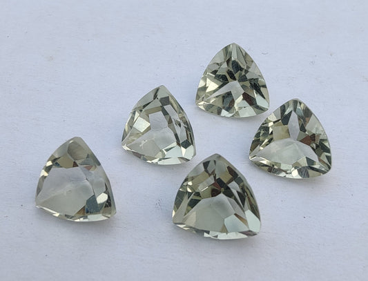 AAA+ QUALITY NATURAL GREEN AMETHYST TRILLION SHAPE FACETED CUT CALIBRATED LOOSE GEMSTONES, ALL SIZES AVAILABLE