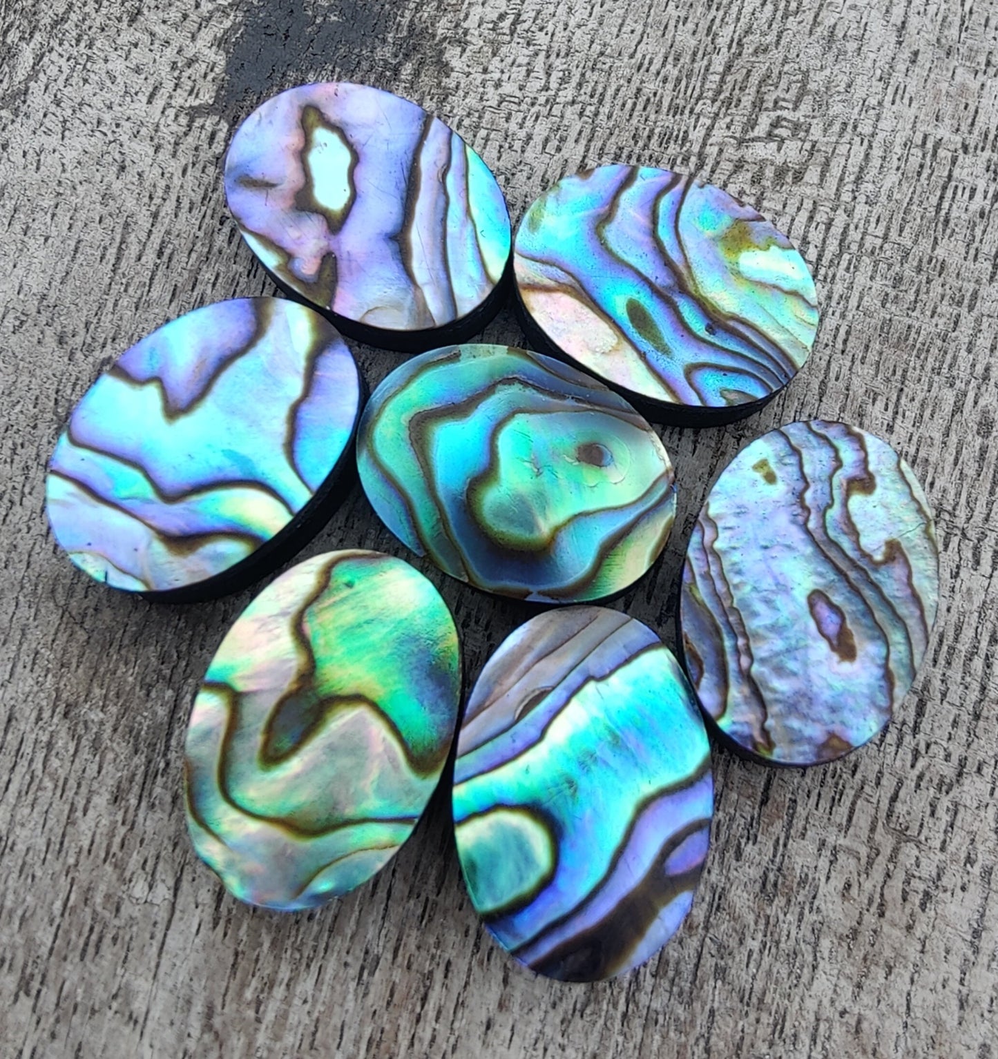 TOP QUALITY NATURAL ABALONE SHELL OVAL SHAPE CABOCHON FLAT BACK CALIBRATED WHOLESALE LOOSE GEMSTONES, ALL SIZES AVAILABLE