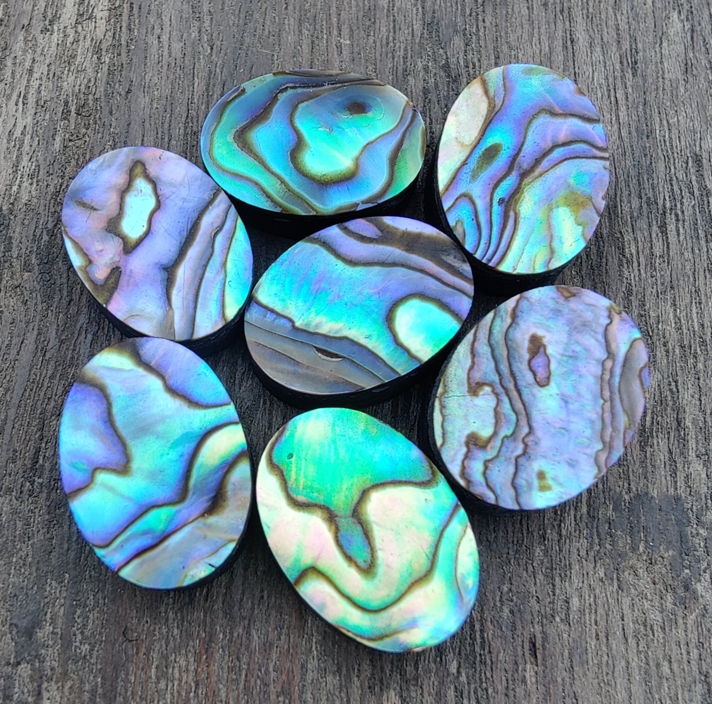 TOP QUALITY NATURAL ABALONE SHELL OVAL SHAPE CABOCHON FLAT BACK CALIBRATED WHOLESALE LOOSE GEMSTONES, ALL SIZES AVAILABLE