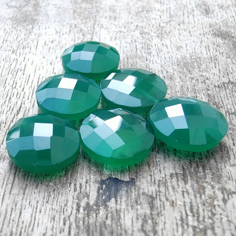 AAA+ QUALITY NATURAL GREEN ONYX ROUND SHAPE CHACKER CUT FLAT BACK CALIBRATED GEMSTONES, ALL SIZES AVAILABLE