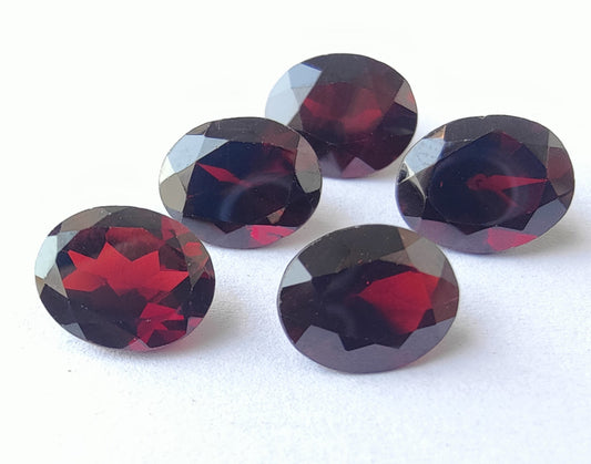 AAA+ Quality Natural Red Garnet Oval Shape Faceted Cut Calibrated Wholesale Gemstones, Custom Sizes Available